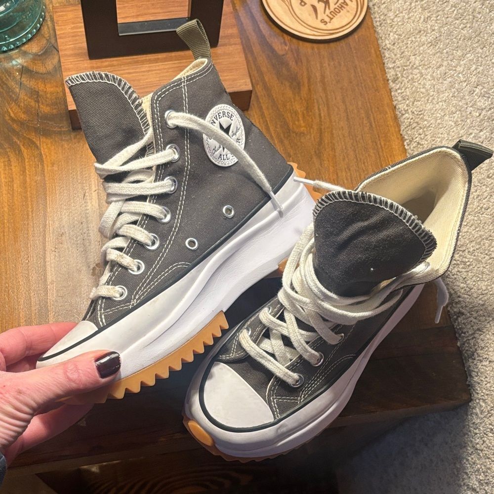 Like NEW 🆕 Converse Olive Green and White High-Top Platform Sneakers - Picture 2 of 14